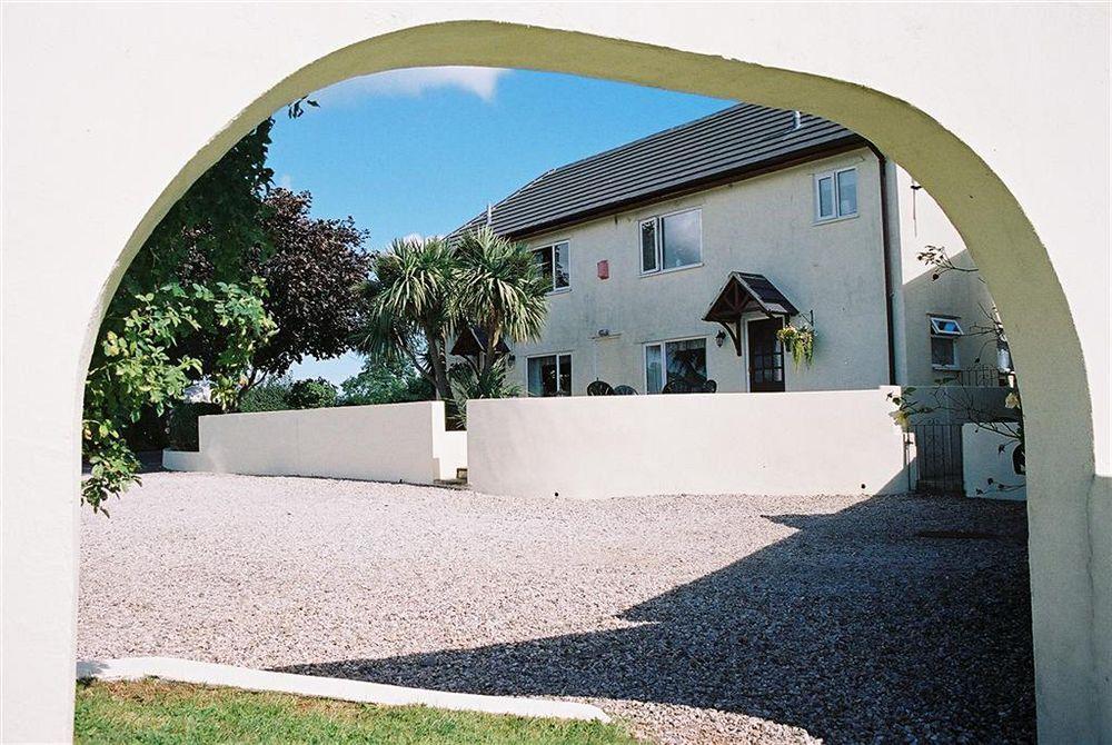 Crossways & Sea View Holiday Apartments Torquay Dış mekan fotoğraf