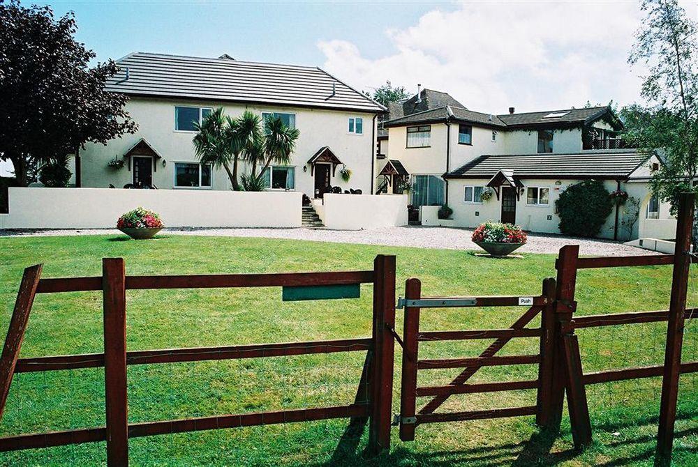 Crossways & Sea View Holiday Apartments Torquay Dış mekan fotoğraf
