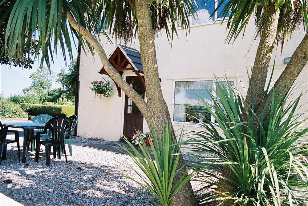 Crossways & Sea View Holiday Apartments Torquay Dış mekan fotoğraf