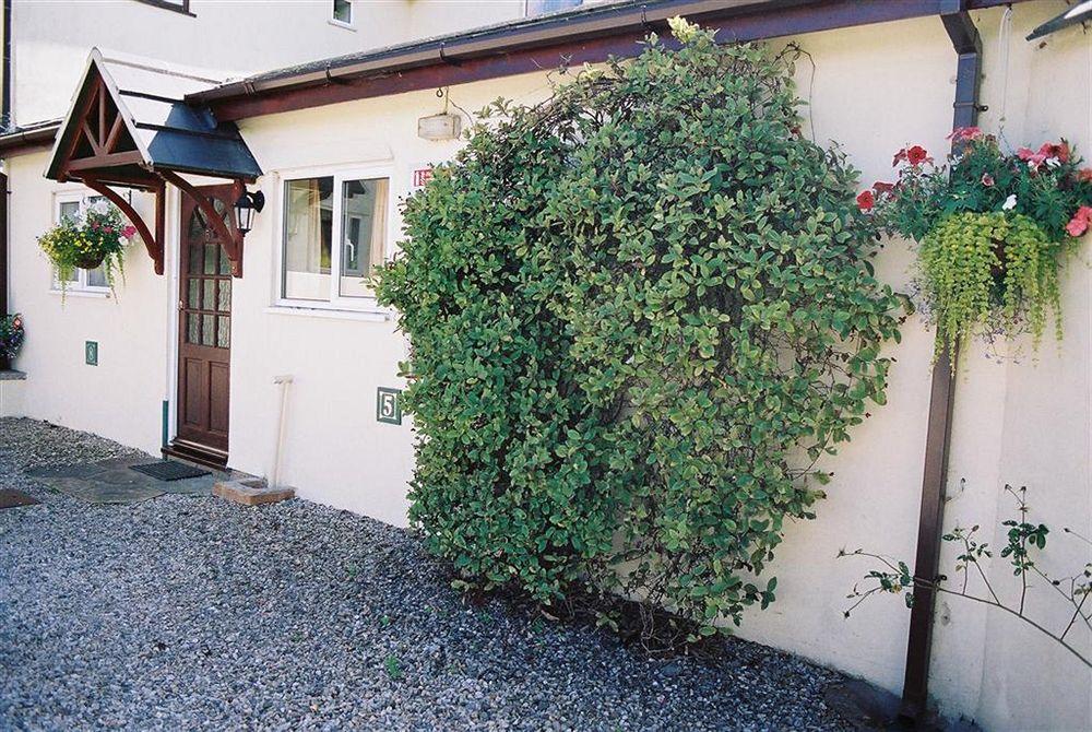 Crossways & Sea View Holiday Apartments Torquay Dış mekan fotoğraf